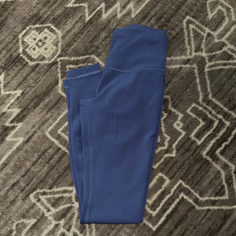 Lululemon wunder under leggings size 4